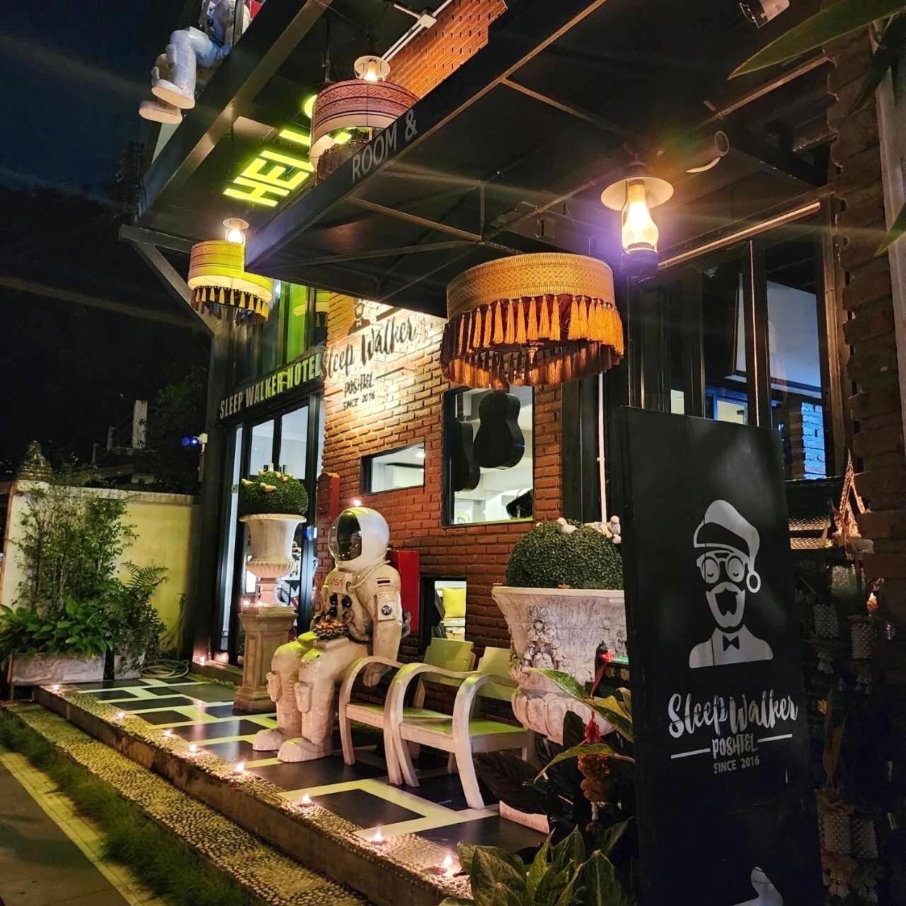 Hostel Sleep Walker Poshtel Čiang Mai Exteriér fotografie
